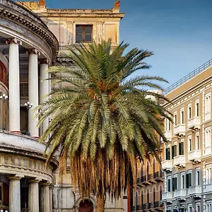 https://garibaldi-palermo.palermohotels.org
